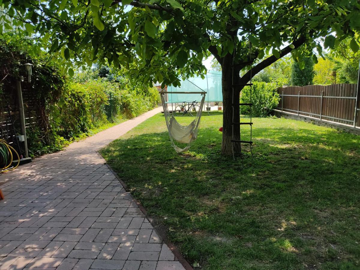 Flora House 3 Minutes From Lake Balaton Keszthely Exterior photo