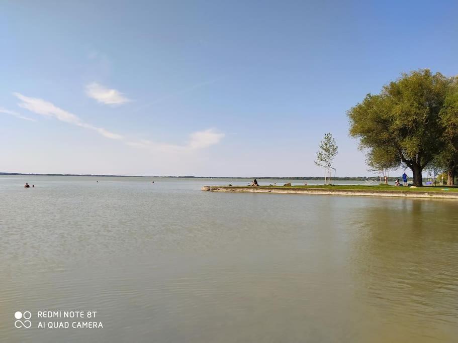 Flora House 3 Minutes From Lake Balaton Keszthely Exterior photo